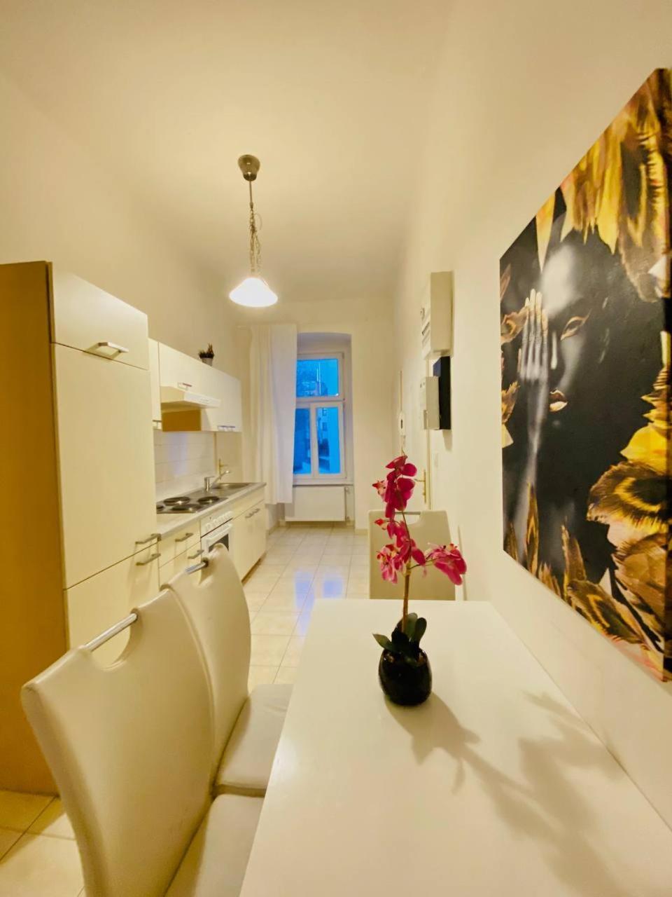 Family Apartment Th8 8 비엔나 외부 사진